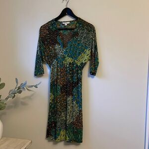 5th and Love Midi Dress Size‎ Medium Green